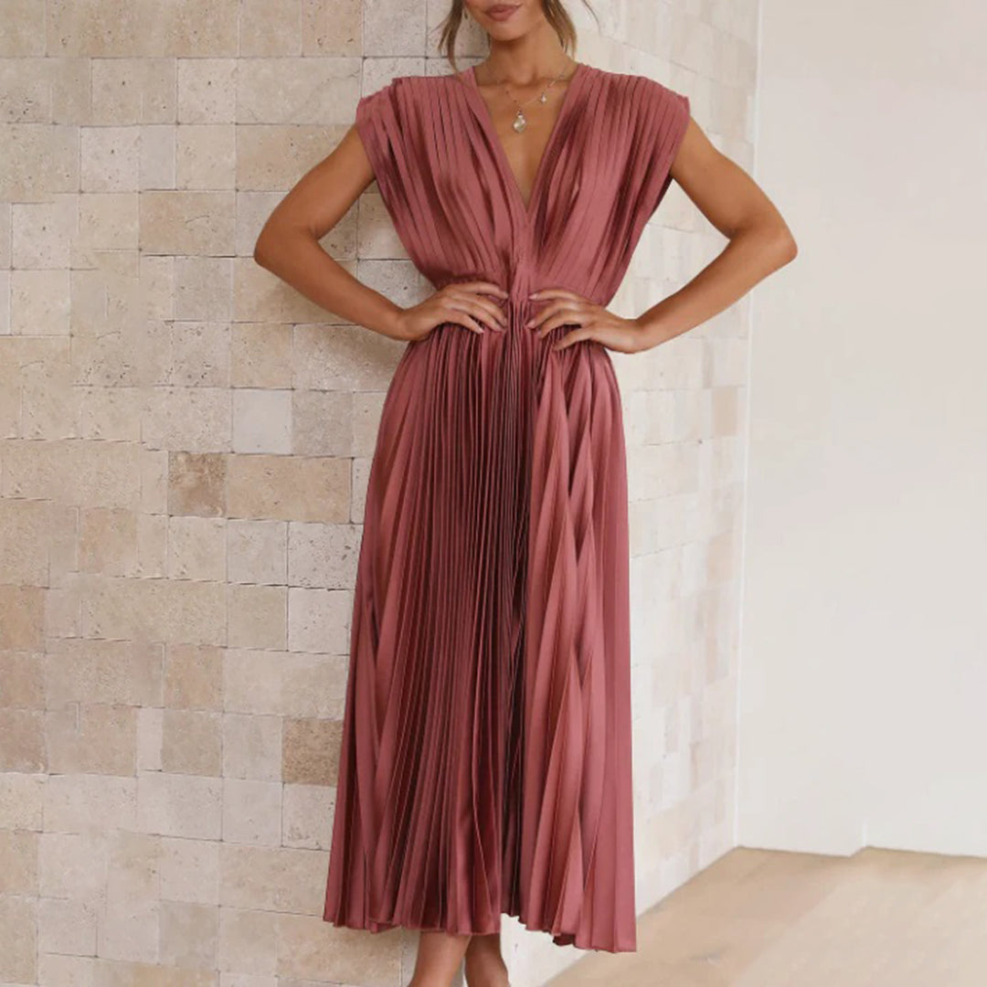 Ellis & Johnson™ | Timeless Pleated Midi Dress