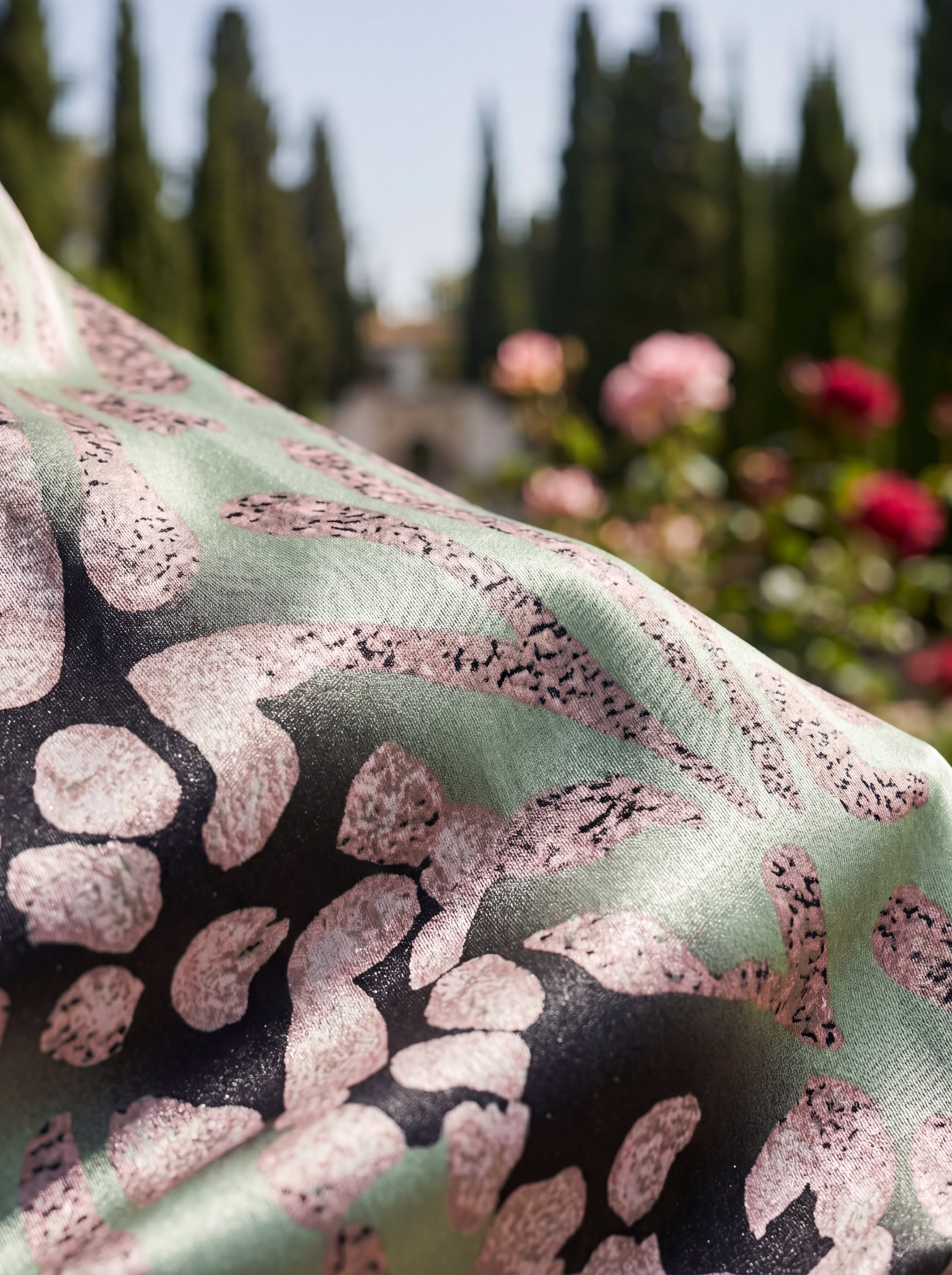 Aryán | Elegant Maxi Dress