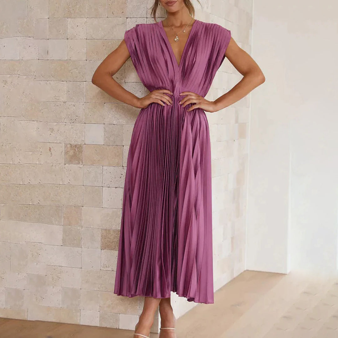 Ellis & Johnson™ | Timeless Pleated Midi Dress