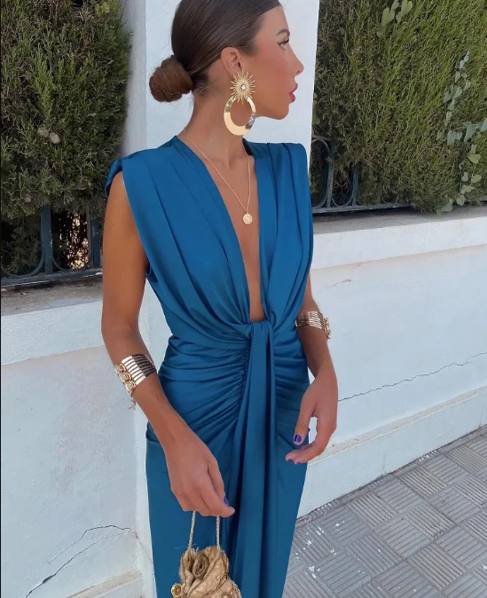 Ellis & Johnson™ | Elegant Pleated Dress