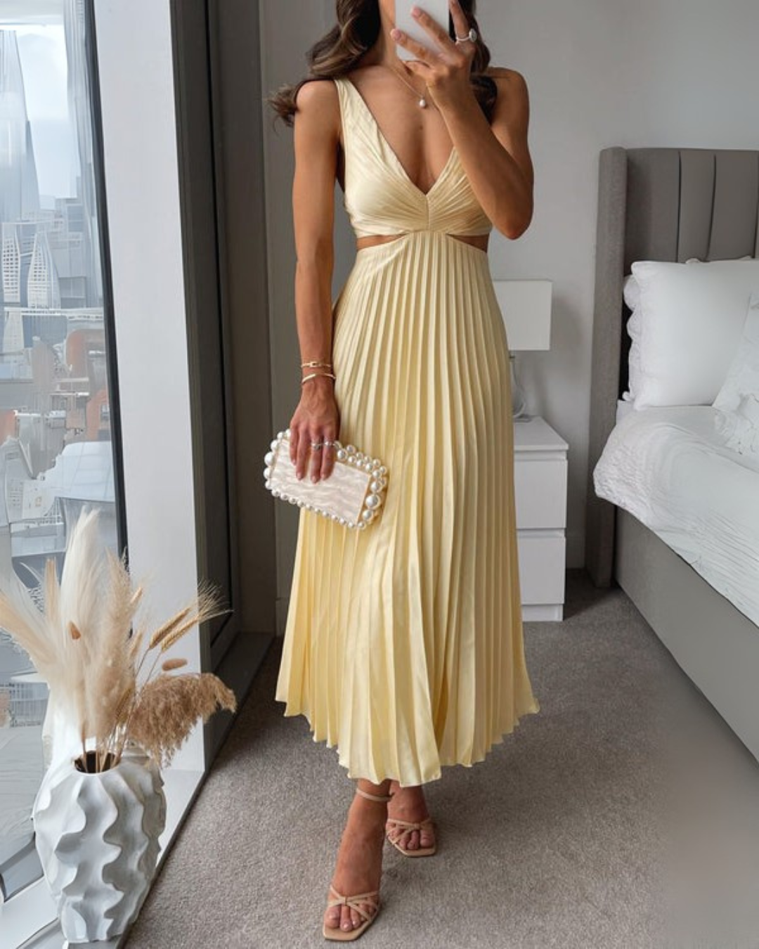 Ellis & Johnson™ | Radiant Twist Dress