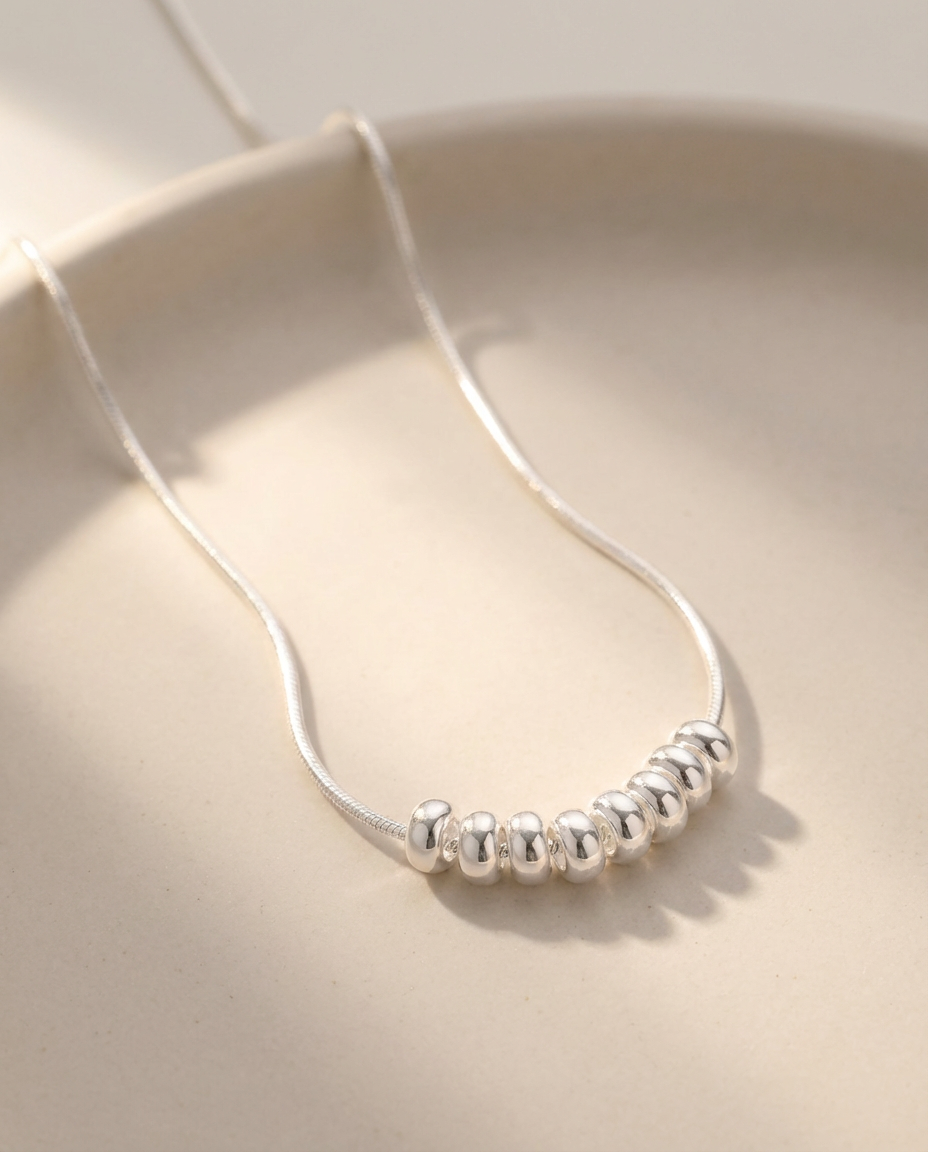Minimal Beads Necklace