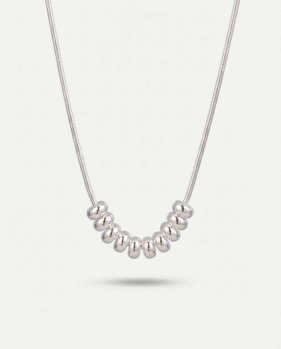 Minimal Beads Necklace