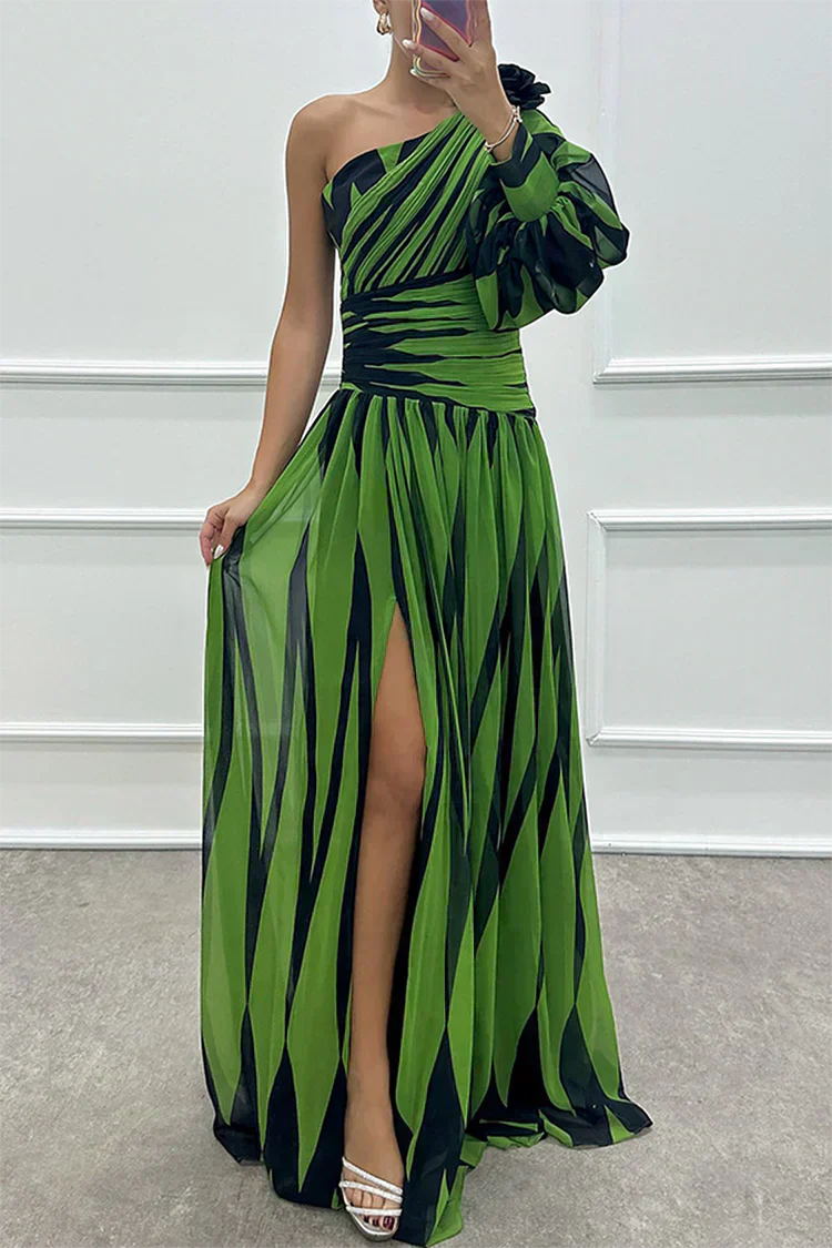 Hazel™ | Elegant Striped Maxi Dress with One Shoulder