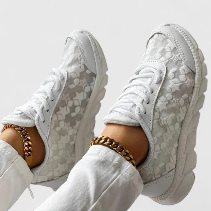 Jamie | Cozy Sneakers