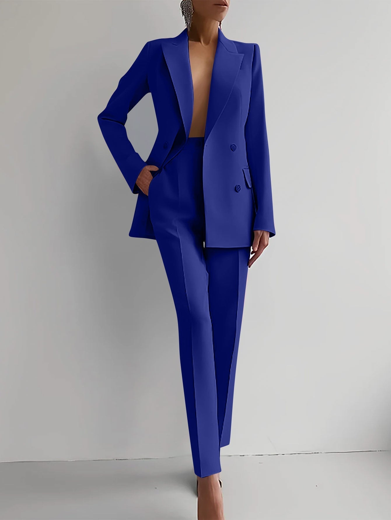 Freya | Suit