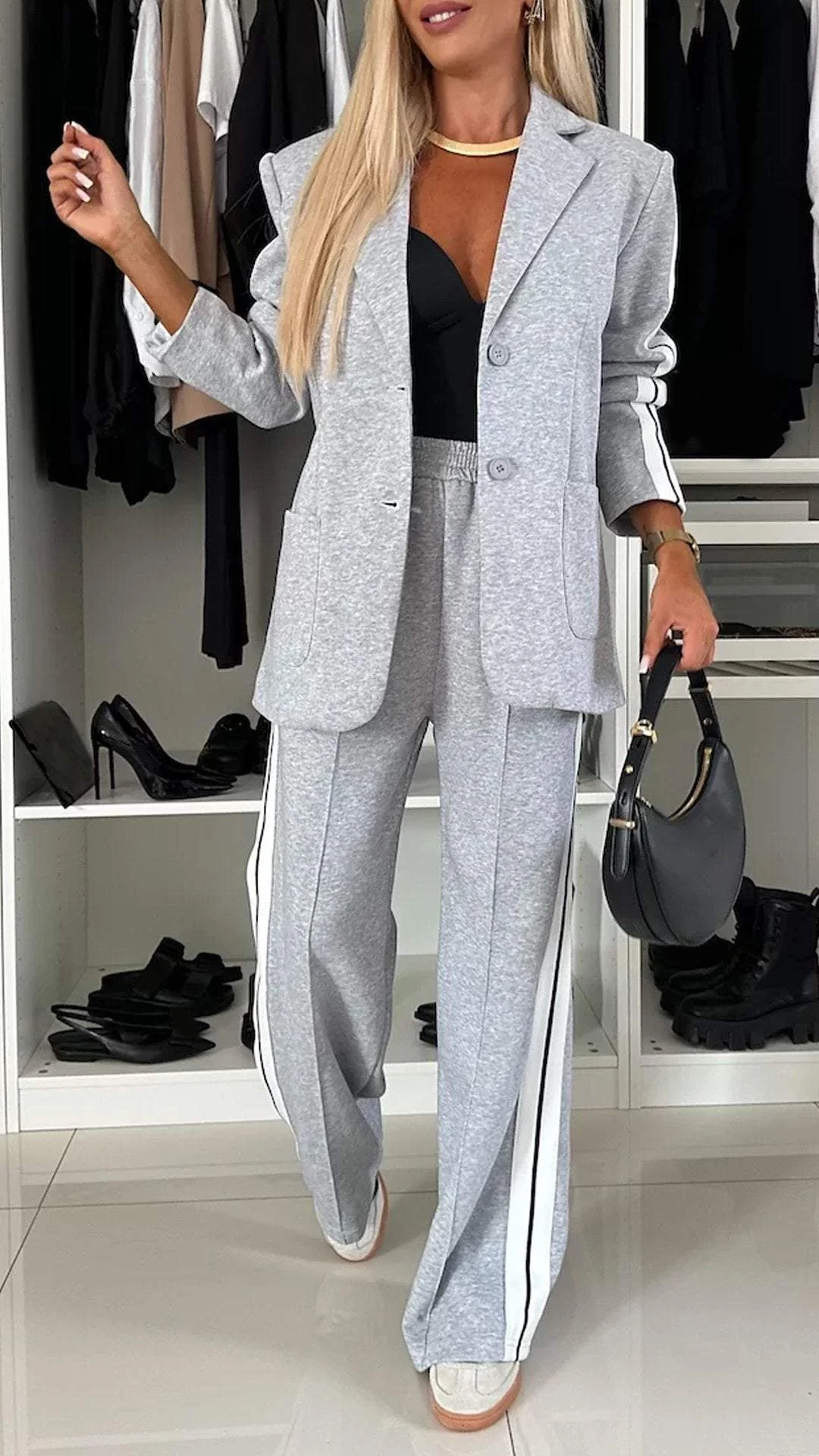 Zoe | Suit